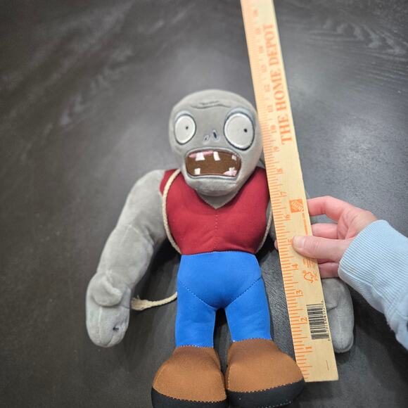 Plants vs Zombies Gargantuar Plush - Does Not Have The Little Zombie - Picture 6 of 6